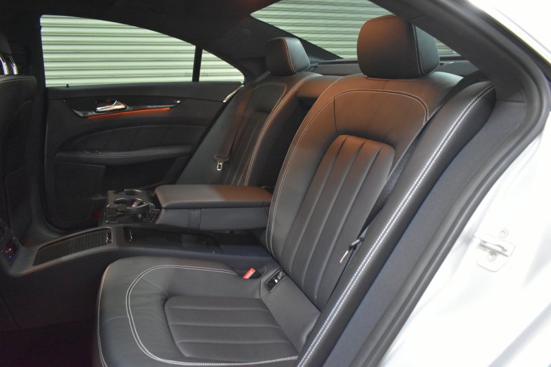 メルセデスベンツ CLS CLS220d AMGﾗｲﾝ ﾚｰﾀﾞｰｾｰﾌﾃｨP 後期 2.2ﾘｯﾀｰ/ﾃﾞｨｰｾﾞﾙﾀｰﾎﾞ 7速 燃費18.5KM ｻﾝﾙｰﾌ 全席ﾋｰﾀｰ黒革 ﾃﾞｨｽﾄﾛ BSM Lｷｰﾌﾟ AMGｴｱﾛ19AW ｷｰﾚｽGo ﾊﾟｰｸﾄﾛ 電動ﾄﾗﾝｸ LEDﾍｯﾄﾞﾗｲﾄ 8ｲﾝﾁﾓﾆﾀｰ 地ﾃﾞｼﾞﾅﾋﾞ 360ｶﾒﾗ 2年保証