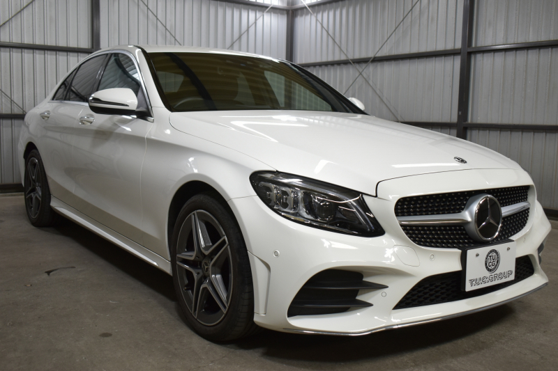 メルセデスベンツ Cクラス C220d AVG AMGﾗｲﾝ ﾚｰﾀﾞｰｾｰﾌﾃｨP 後期型  燃費18.9km  ﾋｰﾀｰ黒革 ﾃﾞｨｽﾄﾛ BSM Lﾁｪﾝｼﾞ 誤発進 AMGｴｱﾛ18AW  ｷｰﾚｽGO ﾊﾟｰｸﾄﾛ LEDﾍｯﾄﾞﾗｲﾄ ﾏﾙﾁｱﾝﾋﾞｴﾝﾄ 地ﾃﾞｼﾞﾅﾋﾞBｶﾒﾗ 2年保証