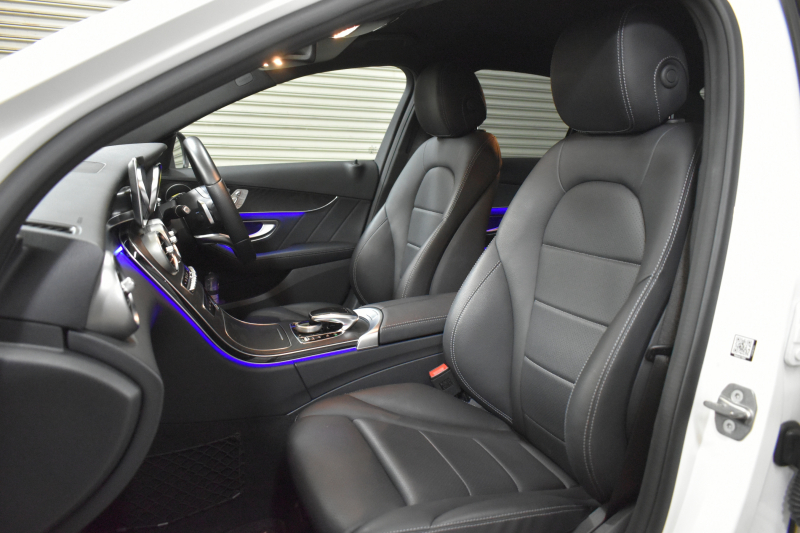メルセデスベンツ Cクラス C220d AVG AMGﾗｲﾝ ﾚｰﾀﾞｰｾｰﾌﾃｨP 後期型  燃費18.9km  ﾋｰﾀｰ黒革 ﾃﾞｨｽﾄﾛ BSM Lﾁｪﾝｼﾞ 誤発進 AMGｴｱﾛ18AW  ｷｰﾚｽGO ﾊﾟｰｸﾄﾛ LEDﾍｯﾄﾞﾗｲﾄ ﾏﾙﾁｱﾝﾋﾞｴﾝﾄ 地ﾃﾞｼﾞﾅﾋﾞBｶﾒﾗ 2年保証