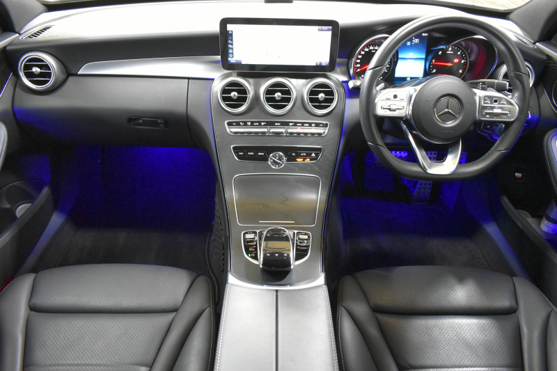 メルセデスベンツ Cクラス C220d AVG AMGﾗｲﾝ ﾚｰﾀﾞｰｾｰﾌﾃｨP 後期型  燃費18.9km  ﾋｰﾀｰ黒革 ﾃﾞｨｽﾄﾛ BSM Lﾁｪﾝｼﾞ 誤発進 AMGｴｱﾛ18AW  ｷｰﾚｽGO ﾊﾟｰｸﾄﾛ LEDﾍｯﾄﾞﾗｲﾄ ﾏﾙﾁｱﾝﾋﾞｴﾝﾄ 地ﾃﾞｼﾞﾅﾋﾞBｶﾒﾗ 2年保証