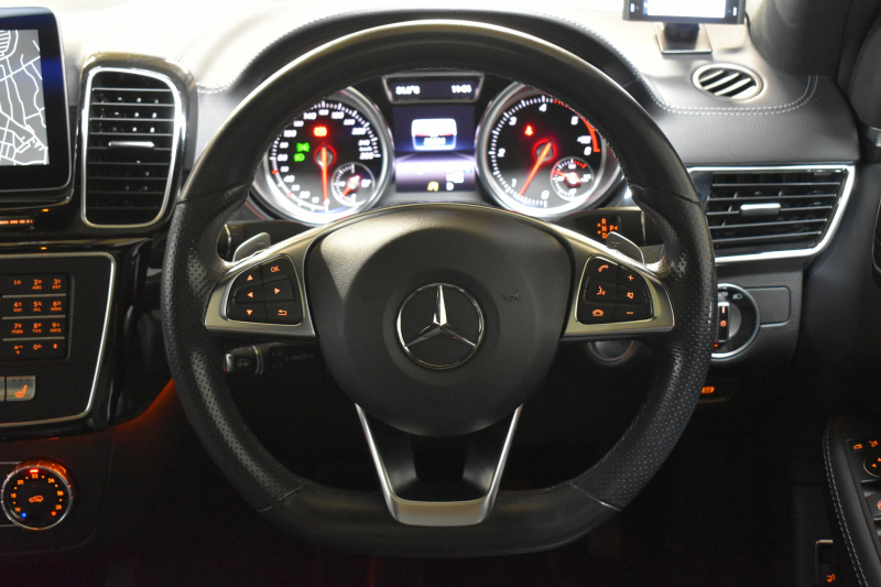メルセデスベンツ GLE メルセデスベンツ GLE350d 4ﾏﾁｯｸ ｽﾎﾟｰﾂ ｵﾚﾝｼﾞｱｰﾄED ﾚｰﾀﾞｰP 3.0ℓV型6気筒ﾀｰﾎﾞ 全席ﾋｰﾀｰ半革 ﾊﾟﾉﾗﾏｻﾝﾙｰﾌ ﾊｰﾏﾝK ﾃﾞｨｽﾄﾛ Bｽﾎﾟｯﾄ ﾚｰﾝｷｰﾌﾟ AMGｴｱﾛ21AW ｻｲﾄﾞﾗﾝﾆﾝｸﾞﾎﾞｰﾄﾞ地ﾃﾞｼﾞﾅﾋﾞ360ｶﾒﾗ ﾊﾟｰｸﾄﾛ 2年保証
