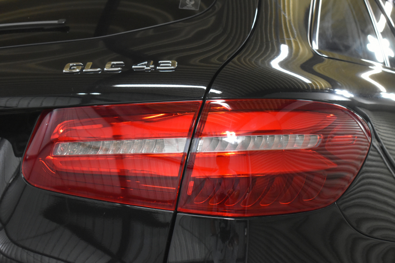 AMG GLC GLC43 4ﾏﾁｯｸ ﾚｻﾞｰｴｸｽｸﾙｰｼﾌﾞP ﾚｰﾀﾞｰｾｰﾌﾃｨP ﾊﾟﾉﾗﾏｻﾝﾙｰﾌ ﾋｰﾀｰ黒革 ﾌﾞﾙﾒｽﾀｰｻｳﾝﾄﾞ367馬力V6ﾂｲﾝﾀｰﾎﾞAMG21AW ｻｲﾄﾞﾗﾝﾆﾝｸﾞﾎﾞｰﾄﾞ ｴｱﾊﾞﾗﾝｽP ﾅｲﾄPKG ﾃﾞｨｽﾄﾛﾆｯｸ ﾌﾞﾗｲﾝﾄﾞｽﾎﾟｯﾄ ﾚｰﾝｷｰﾌﾟ ﾅﾋﾞTV 360ｶﾒﾗ 2年保証