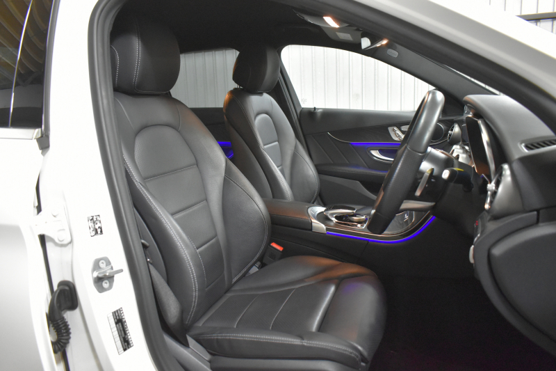メルセデスベンツ Cクラス C220d ﾛｰﾚｳｽED ｽﾎﾟｰﾂﾌﾟﾗｽP ﾚｰﾀﾞｰｾｰﾌﾃｨP 後期 ﾋｰﾀｰ革 HUD ﾊﾞｯｸｶﾒﾗ 液晶ﾒｰﾀｰ ﾌｯﾄｹﾞｰﾄ ﾜｲﾔﾚｽC AMGｴｱﾛ18AW ﾃﾞｨｽﾄﾛ ﾌﾞﾗｲﾝﾄﾞS ﾅﾋﾞTV ｷｰﾚｽｺﾞｰ 2年保証