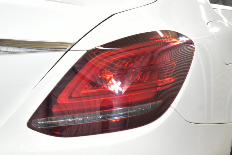 メルセデスベンツ Cクラス C220d ﾛｰﾚｳｽED ｽﾎﾟｰﾂﾌﾟﾗｽP ﾚｰﾀﾞｰｾｰﾌﾃｨP 後期 ﾋｰﾀｰ革 HUD ﾊﾞｯｸｶﾒﾗ 液晶ﾒｰﾀｰ ﾌｯﾄｹﾞｰﾄ ﾜｲﾔﾚｽC AMGｴｱﾛ18AW ﾃﾞｨｽﾄﾛ ﾌﾞﾗｲﾝﾄﾞS ﾅﾋﾞTV ｷｰﾚｽｺﾞｰ 2年保証