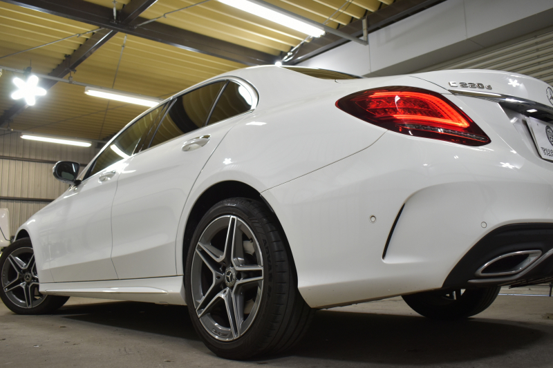 メルセデスベンツ Cクラス C220d ﾛｰﾚｳｽED ｽﾎﾟｰﾂﾌﾟﾗｽP ﾚｰﾀﾞｰｾｰﾌﾃｨP 後期 ﾋｰﾀｰ革 HUD ﾊﾞｯｸｶﾒﾗ 液晶ﾒｰﾀｰ ﾌｯﾄｹﾞｰﾄ ﾜｲﾔﾚｽC AMGｴｱﾛ18AW ﾃﾞｨｽﾄﾛ ﾌﾞﾗｲﾝﾄﾞS ﾅﾋﾞTV ｷｰﾚｽｺﾞｰ 2年保証