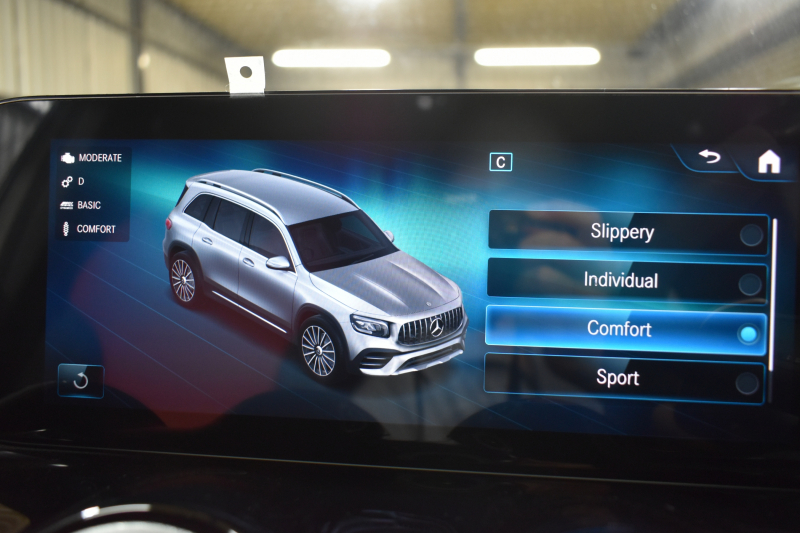 AMG GLB MercedesAMG GLB35 4ﾏﾁｯｸ AMGｱﾄﾞﾊﾞﾝｽﾄﾞ＆ﾊﾟﾌｫｰﾏﾝｽP ﾚｰﾀﾞｰｾｰﾌﾃｨP  ﾊﾟﾉﾗﾏｻﾝﾙｰﾌ ﾋｰﾀｰ赤/黒革 対話式ﾅﾋﾞ ﾃﾞｨｽﾄﾛﾆｯｸ ﾌﾞﾗｲﾝﾄﾞｽﾎﾟｯﾄ ﾚｰﾝｷｰﾌﾟ AMGｴｱﾛ19AW ｷｰﾚｽGO PTS ﾍｯﾄﾞｱｯﾌﾟD  地ﾃﾞｼﾞﾅﾋﾞ 360ｶﾒﾗ 2年保証