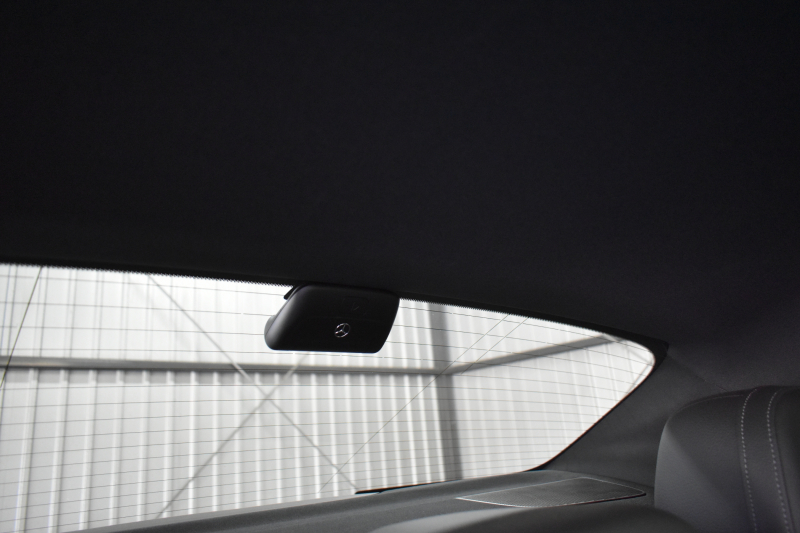 メルセデスベンツ Cクラス C220d AVG AMGﾗｲﾝ ﾚｻﾞｰｴｸｽｸﾙｰｼﾌﾞ ﾍﾞｰｼｯｸP ﾚｰﾀﾞｰｾｰﾌﾃｨP  ISG搭載 ﾊﾟﾉﾗﾏｻﾝR ﾋｰﾀｰ黒革 ﾌﾞﾙﾒS ACC BSM Lﾁｪﾝｼﾞ AMGｴｱﾛ18AW 電動ｹﾞｰﾄ ﾍｯﾄﾞｱｯﾌﾟD ｷｰGO MBUXﾅﾋﾞ360ｶﾒﾗ 2年保証