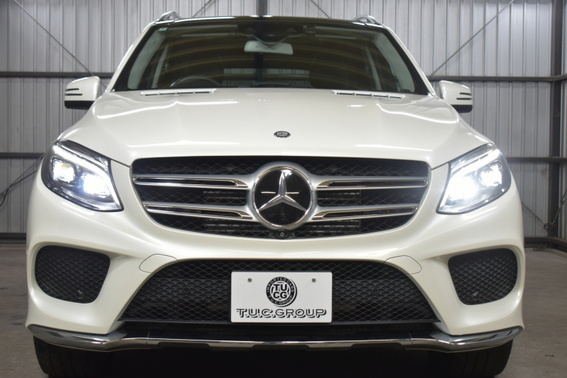 メルセデスベンツ GLE GLE350d 4ﾏﾁｯｸ ｽﾎﾟｰﾂ ﾚｰﾀﾞｰP 3.0ℓV型6気筒ﾀｰﾎﾞ 全席ﾋｰﾀｰ黒革 ﾊﾟﾉﾗﾏｻﾝﾙｰﾌ ﾊｰﾏﾝｶｰﾄﾞﾝ ﾃﾞｨｽﾄﾛ ﾌﾞﾗｲﾝﾄﾞｽﾎﾟｯﾄ ﾚｰﾝｷｰﾌﾟ AMGｴｱﾛ20AW ｻｲﾄﾞﾗﾝﾆﾝｸﾞﾎﾞｰﾄﾞ地ﾃﾞｼﾞﾅﾋﾞ360ｶﾒﾗ ﾊﾟｰｸﾄﾛ 2年保証
