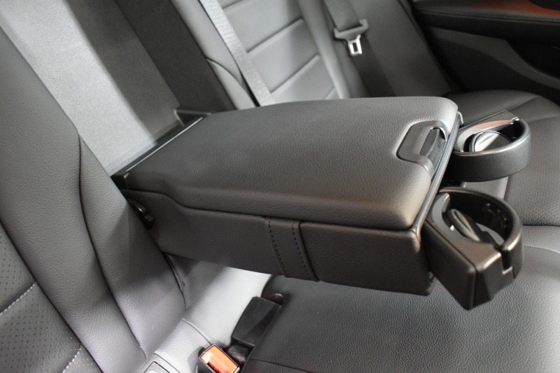 メルセデスベンツ Cクラス C180ﾜｺﾞﾝ ﾛｰﾚｳｽED ﾚｰﾀﾞｰｾｰﾌﾃｨP AMGﾗｲﾝ 特別仕様車 ﾊﾟﾉﾗﾏｻﾝﾙｰﾌ 革 AMGｴｱﾛ18AW ﾃﾞｨｽﾄﾛﾆｯｸ ﾌﾞﾗｲﾝﾄﾞｽﾎﾟｯﾄ ﾚｰﾝｷｰﾌﾟ ﾊﾟｰｷﾝｸﾞﾊﾟｲﾛｯﾄ ﾊﾟｰｸﾄﾛﾆｯｸ ｷｰﾚｽｺﾞｰ ﾅﾋﾞTV Bｶﾒﾗ ｵｰﾄﾃｰﾙｹﾞｰﾄ 2年保証
