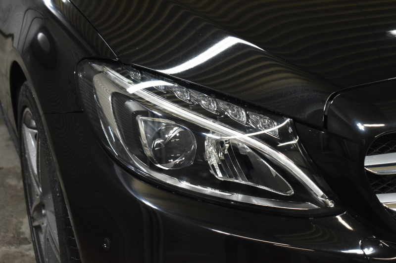 メルセデスベンツ Cクラス C180ﾜｺﾞﾝ ﾛｰﾚｳｽED ﾚｰﾀﾞｰｾｰﾌﾃｨP AMGﾗｲﾝ 特別仕様車 ﾊﾟﾉﾗﾏｻﾝﾙｰﾌ 革 AMGｴｱﾛ18AW ﾃﾞｨｽﾄﾛﾆｯｸ ﾌﾞﾗｲﾝﾄﾞｽﾎﾟｯﾄ ﾚｰﾝｷｰﾌﾟ ﾊﾟｰｷﾝｸﾞﾊﾟｲﾛｯﾄ ﾊﾟｰｸﾄﾛﾆｯｸ ｷｰﾚｽｺﾞｰ ﾅﾋﾞTV Bｶﾒﾗ ｵｰﾄﾃｰﾙｹﾞｰﾄ 2年保証