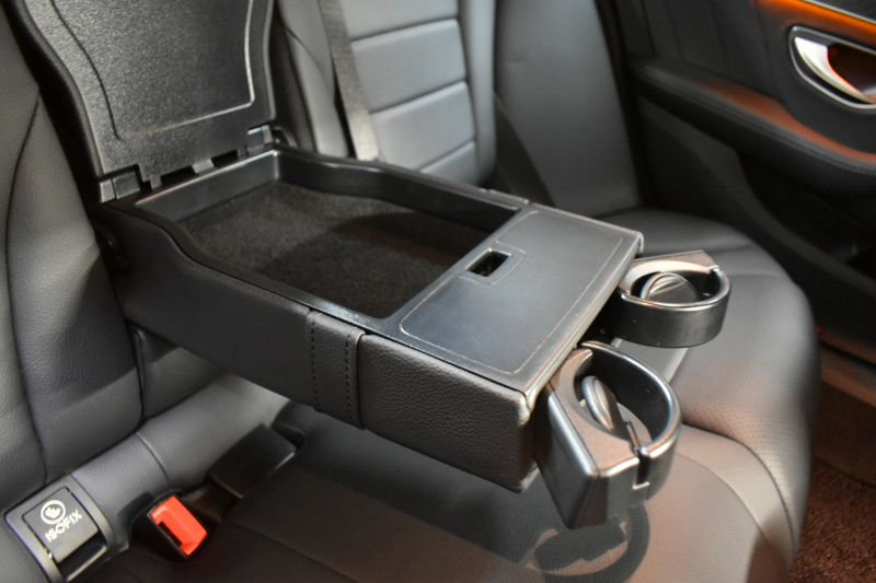 メルセデスベンツ Cクラス C220d ﾛｰﾚｳｽED ﾚｰﾀﾞｰｾｰﾌﾃｨP AMGﾗｲﾝ ﾍﾞｰｼｯｸP 特別仕様車  革 AMGｴｱﾛ18AW ｴｱｻｽ ﾃﾞｨｽﾄﾛﾆｯｸ ﾌﾞﾗｲﾝﾄﾞｽﾎﾟｯﾄ ﾚｰﾝｷｰﾌﾟ ﾊﾟｰｷﾝｸﾞﾊﾟｲﾛｯﾄ ﾊﾟｰｸﾄﾛﾆｯｸ ｷｰﾚｽｺﾞｰ ﾅﾋﾞTV Bｶﾒﾗ 2年保証