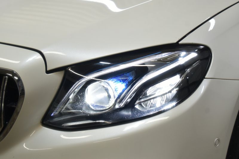 メルセデスベンツ Eクラス E250 AVGｽﾎﾟｰﾂ ﾚｻﾞｰEXC ﾚｰﾀﾞｰｾｰﾌﾃｨP ﾊﾟﾉﾗﾏｻﾝﾙｰﾌ 革 ﾌﾞﾙﾒｽﾀｰｻｳﾝﾄﾞ ｴｱﾊﾞﾗﾝｽP ﾌｯﾄﾄﾗﾝｸ AMGｴｱﾛ19AW ﾃﾞｨｽﾄﾛﾆｯｸ ﾌﾞﾗｲﾝﾄﾞｽﾎﾟｯﾄ ﾚｰﾝｷｰﾌﾟ ﾅﾋﾞTV 360ｶﾒﾗ ｷｰﾚｽｺﾞｰ 2年保証