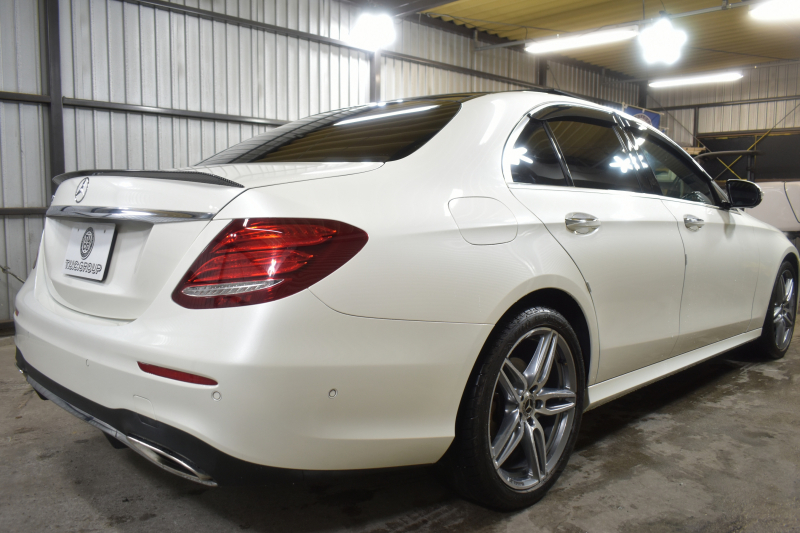 メルセデスベンツ Eクラス E250 AVGｽﾎﾟｰﾂ ﾚｻﾞｰEXC ﾚｰﾀﾞｰｾｰﾌﾃｨP ﾊﾟﾉﾗﾏｻﾝﾙｰﾌ 革 ﾌﾞﾙﾒｽﾀｰｻｳﾝﾄﾞ ｴｱﾊﾞﾗﾝｽP ﾌｯﾄﾄﾗﾝｸ AMGｴｱﾛ19AW ﾃﾞｨｽﾄﾛﾆｯｸ ﾌﾞﾗｲﾝﾄﾞｽﾎﾟｯﾄ ﾚｰﾝｷｰﾌﾟ ﾅﾋﾞTV 360ｶﾒﾗ ｷｰﾚｽｺﾞｰ 2年保証