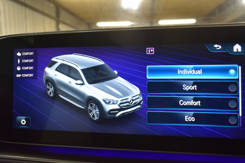 メルセデスベンツ GLE GLE450 4ﾏﾁｯｸ ｽﾎﾟｰﾂ ﾚｻﾞｰｴｸｽｸﾙｰｼﾌﾞ ﾚｰﾀﾞｰｾｰﾌﾃｨP ﾊﾟﾉﾗﾏｻﾝﾙｰﾌ ﾋｰﾀｰ&ｸｰﾗｰ黒革 ﾌﾞﾙﾒｽﾀｰS 367馬力 MEｺﾈｸﾄ  ﾃﾞｨｽﾄﾛ BSM Lﾁｪﾝｼﾞ AMGｴｱﾛ20AW ｷｰﾚｽGO ﾊﾟｰｸﾄﾛ HUD ﾌｯﾄｹﾞｰﾄ  MBUXﾅﾋﾞTV 360ｶﾒﾗ 2年保証