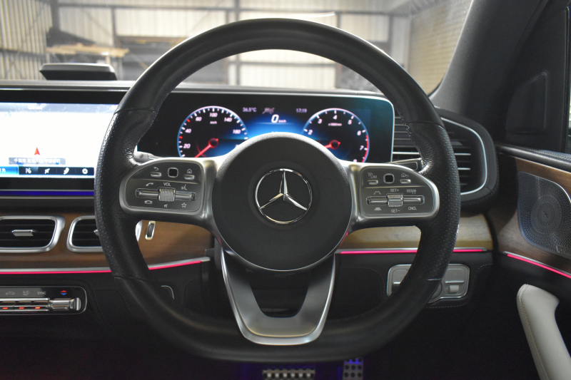 メルセデスベンツ GLE GLE450 4ﾏﾁｯｸ ｽﾎﾟｰﾂ ﾚｻﾞｰｴｸｽｸﾙｰｼﾌﾞ ﾚｰﾀﾞｰｾｰﾌﾃｨP ﾊﾟﾉﾗﾏｻﾝﾙｰﾌ ﾋｰﾀｰ&ｸｰﾗｰ黒革 ﾌﾞﾙﾒｽﾀｰS 367馬力 MEｺﾈｸﾄ  ﾃﾞｨｽﾄﾛ BSM Lﾁｪﾝｼﾞ AMGｴｱﾛ20AW ｷｰﾚｽGO ﾊﾟｰｸﾄﾛ HUD ﾌｯﾄｹﾞｰﾄ  MBUXﾅﾋﾞTV 360ｶﾒﾗ 2年保証