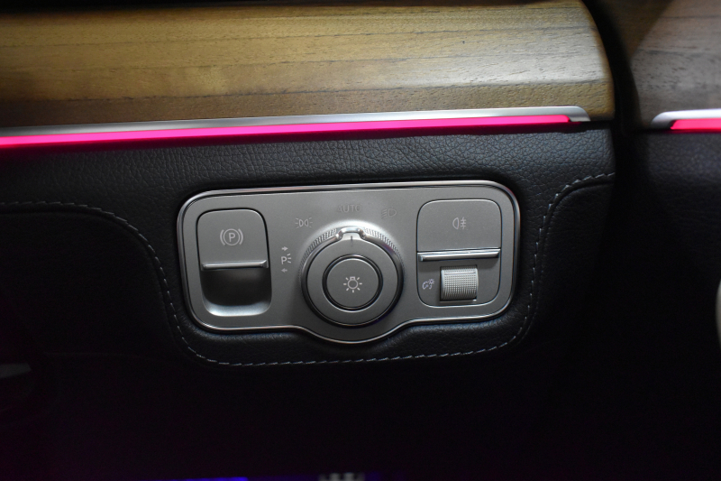 メルセデスベンツ GLE GLE450 4ﾏﾁｯｸ ｽﾎﾟｰﾂ ﾚｻﾞｰｴｸｽｸﾙｰｼﾌﾞ ﾚｰﾀﾞｰｾｰﾌﾃｨP ﾊﾟﾉﾗﾏｻﾝﾙｰﾌ ﾋｰﾀｰ&ｸｰﾗｰ黒革 ﾌﾞﾙﾒｽﾀｰS 367馬力 MEｺﾈｸﾄ  ﾃﾞｨｽﾄﾛ BSM Lﾁｪﾝｼﾞ AMGｴｱﾛ20AW ｷｰﾚｽGO ﾊﾟｰｸﾄﾛ HUD ﾌｯﾄｹﾞｰﾄ  MBUXﾅﾋﾞTV 360ｶﾒﾗ 2年保証