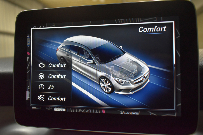 メルセデスベンツ CLAクラス CLA180ｼｭｰﾃｨﾝｸﾞB AMGｽﾀｲﾙ ﾚｰﾀﾞｰｾｰﾌﾃｨP 後期型  ﾊﾟﾉﾗﾏｻﾝﾙｰﾌ ﾋｰﾀｰ革 ｷｰﾚｽGo ﾃﾞｨｽﾄﾛ Bｽﾎﾟｯﾄ AMGｴｱﾛ18AW LEDﾍｯﾄﾞ PTS 地ﾃﾞｼﾞBｶﾒﾗ 2年保証