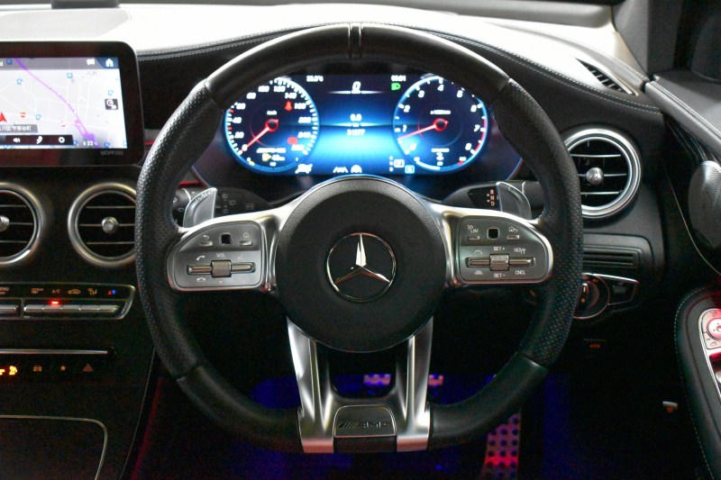 AMG GLC GLC43 4MATIC  ｴｸｽｸﾙｰｼﾌﾞ ﾚｰﾀﾞｰｾｰﾌﾃｨP 後期型  390馬力V6 ﾊﾟﾉﾗﾏｻﾝﾙｰﾌ MBUXｼｽﾃﾑ ﾋｰﾀｰ赤黒革 ﾃﾞｨｽﾄﾛ BSM Lﾁｪﾝｼﾞ AMGｴｱﾛ20AW ｷｰﾚｽGO PTS  HUD  対話式ﾅﾋﾞTV 360ｶﾒ 2年保証