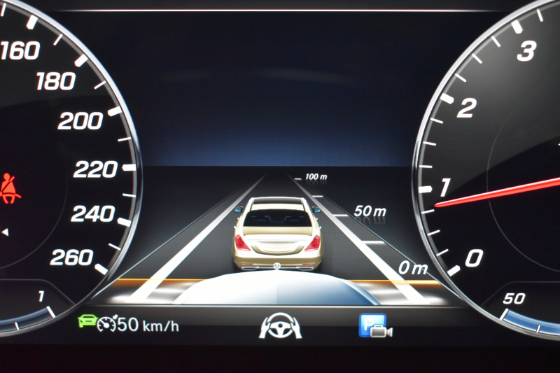 メルセデスベンツ Eクラス E200 AVGｽﾎﾟｰﾂ ﾚｻﾞｰｴｸｽｸﾙｰｼﾌﾞ ﾚｰﾀﾞｰｾｰﾌﾃｨP ﾊﾟﾉﾗﾏｻﾝﾙｰﾌ ﾋｰﾀｰ革 ﾌﾞﾙﾒｽﾀｰｻｳﾝﾄﾞ ｴｱﾊﾞﾗﾝｽP HUD AMGｴｱﾛ19AW ﾃﾞｨｽﾄﾛﾆｯｸ ﾌﾞﾗｲﾝﾄﾞｽﾎﾟｯﾄ ﾚｰﾝｷｰﾌﾟ ﾅﾋﾞTV 360ｶﾒﾗ ｷｰﾚｽｺﾞｰ 2年保証