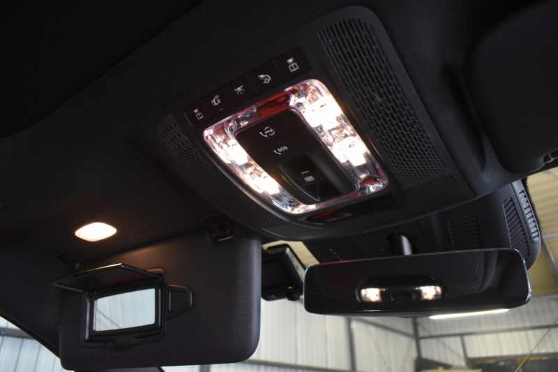 メルセデスベンツ GLA GLA200d 4M AMGﾗｲﾝ AMGﾚｻﾞｰｴｸｽｸﾙｰｼﾌﾞP ｱﾄﾞﾊﾞﾝｽﾄﾞP ﾅﾋﾞｹﾞｰｼｮﾝP ﾚｰﾀﾞｰｾｰﾌﾃｨP ﾊﾟﾉﾗﾏｻﾝﾙｰﾌ 革 HUD ｱﾄﾞﾊﾞﾝｽﾄﾞｻｳﾝﾄﾞ AMGｴｱﾛ19AW ﾃﾞｨｽﾄﾛ ﾌﾞﾗｲﾝﾄﾞS MBUXﾅﾋﾞTV 360ｶﾒﾗ ﾌｯﾄｹﾞｰﾄ ｷｰﾚｽｺﾞｰ 2年保証