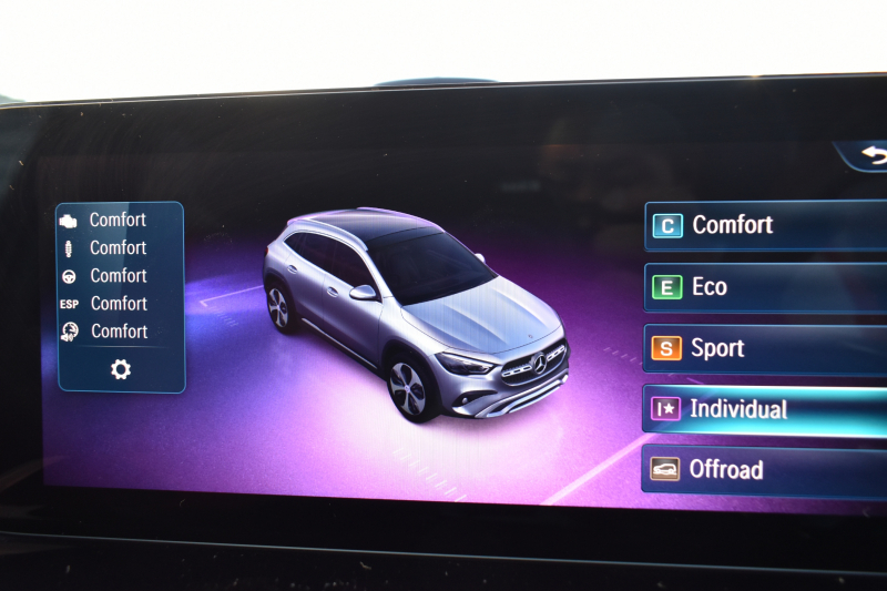 メルセデスベンツ GLA GLA200d 4M AMGﾗｲﾝ AMGﾚｻﾞｰｴｸｽｸﾙｰｼﾌﾞP ｱﾄﾞﾊﾞﾝｽﾄﾞP ﾅﾋﾞｹﾞｰｼｮﾝP ﾚｰﾀﾞｰｾｰﾌﾃｨP ﾊﾟﾉﾗﾏｻﾝﾙｰﾌ 革 HUD ｱﾄﾞﾊﾞﾝｽﾄﾞｻｳﾝﾄﾞ AMGｴｱﾛ19AW ﾃﾞｨｽﾄﾛ ﾌﾞﾗｲﾝﾄﾞS MBUXﾅﾋﾞTV 360ｶﾒﾗ ﾌｯﾄｹﾞｰﾄ ｷｰﾚｽｺﾞｰ 2年保証
