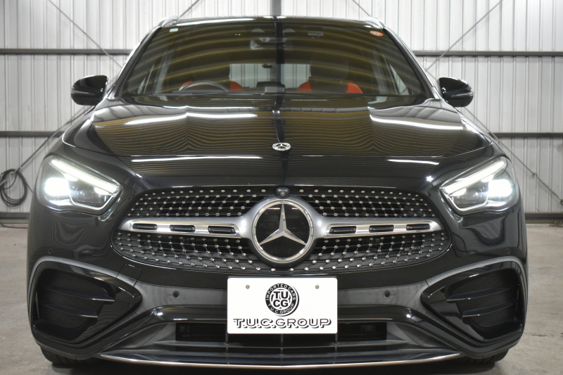 メルセデスベンツ GLA GLA200d 4M AMGﾗｲﾝ AMGﾚｻﾞｰｴｸｽｸﾙｰｼﾌﾞP ｱﾄﾞﾊﾞﾝｽﾄﾞP ﾅﾋﾞｹﾞｰｼｮﾝP ﾚｰﾀﾞｰｾｰﾌﾃｨP ﾊﾟﾉﾗﾏｻﾝﾙｰﾌ 革 HUD ｱﾄﾞﾊﾞﾝｽﾄﾞｻｳﾝﾄﾞ AMGｴｱﾛ19AW ﾃﾞｨｽﾄﾛ ﾌﾞﾗｲﾝﾄﾞS MBUXﾅﾋﾞTV 360ｶﾒﾗ ﾌｯﾄｹﾞｰﾄ ｷｰﾚｽｺﾞｰ 2年保証