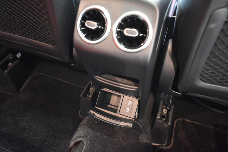 メルセデスベンツ GLA GLA200d 4M AMGﾗｲﾝ AMGﾚｻﾞｰｴｸｽｸﾙｰｼﾌﾞP ｱﾄﾞﾊﾞﾝｽﾄﾞP ﾅﾋﾞｹﾞｰｼｮﾝP ﾚｰﾀﾞｰｾｰﾌﾃｨP ﾊﾟﾉﾗﾏｻﾝﾙｰﾌ 革 HUD ｱﾄﾞﾊﾞﾝｽﾄﾞｻｳﾝﾄﾞ AMGｴｱﾛ19AW ﾃﾞｨｽﾄﾛ ﾌﾞﾗｲﾝﾄﾞS MBUXﾅﾋﾞTV 360ｶﾒﾗ ﾌｯﾄｹﾞｰﾄ ｷｰﾚｽｺﾞｰ 2年保証