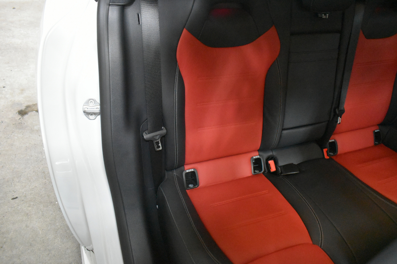 メルセデスベンツ CLAクラス CLA250 4M AMGﾗｲﾝ AMGﾚｻﾞｰｴｸｽｸﾙｰｼﾌﾞP ｱﾄﾞﾊﾞﾝｽﾄﾞP ﾅﾋﾞｹﾞｰｼｮﾝP ﾚｰﾀﾞｰｾｰﾌﾃｨP ﾊﾟﾉﾗﾏｻﾝﾙｰﾌ 黒赤革 AMGｴｱﾛ18AW MBUXﾅﾋﾞTV ﾍｯﾄﾞｱｯﾌﾟD 360ｶﾒﾗ ﾃﾞｨｽﾄﾛﾆｯｸ ﾌﾞﾗｲﾝﾄﾞｽﾎﾟｯﾄ ﾚｰﾝｷｰﾌﾟ ﾌｯﾄﾄﾗﾝｸ ｷｰﾚｽｺﾞｰ 2年保証
