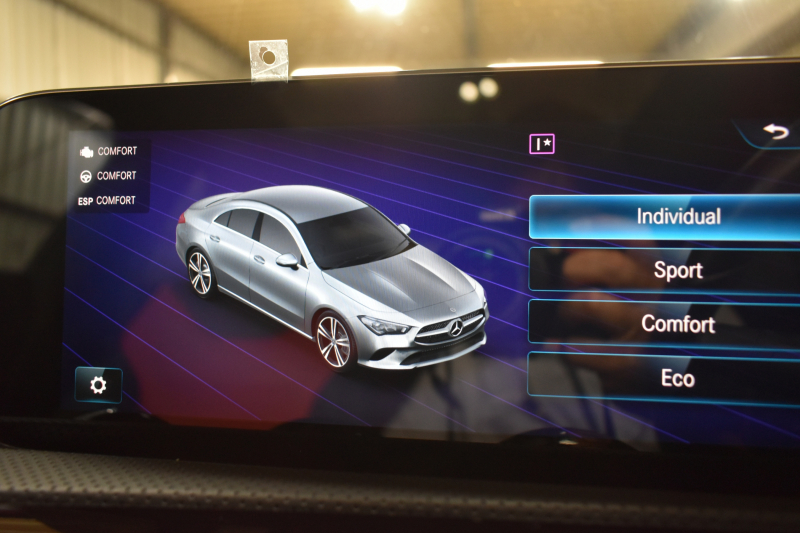 メルセデスベンツ CLAクラス CLA250 4M AMGﾗｲﾝ AMGﾚｻﾞｰｴｸｽｸﾙｰｼﾌﾞP ｱﾄﾞﾊﾞﾝｽﾄﾞP ﾅﾋﾞｹﾞｰｼｮﾝP ﾚｰﾀﾞｰｾｰﾌﾃｨP ﾊﾟﾉﾗﾏｻﾝﾙｰﾌ 黒赤革 AMGｴｱﾛ18AW MBUXﾅﾋﾞTV ﾍｯﾄﾞｱｯﾌﾟD 360ｶﾒﾗ ﾃﾞｨｽﾄﾛﾆｯｸ ﾌﾞﾗｲﾝﾄﾞｽﾎﾟｯﾄ ﾚｰﾝｷｰﾌﾟ ﾌｯﾄﾄﾗﾝｸ ｷｰﾚｽｺﾞｰ 2年保証