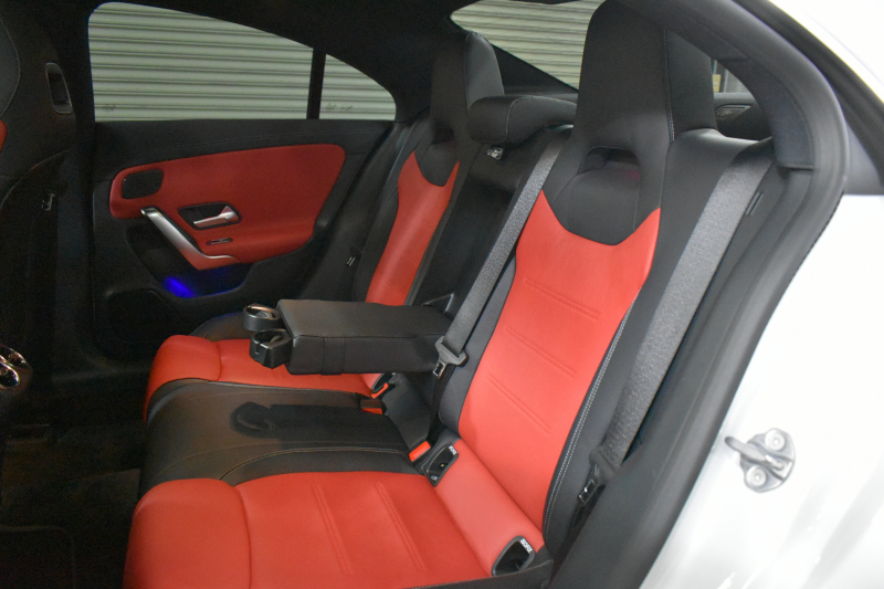 メルセデスベンツ CLAクラス CLA250 4M AMGﾗｲﾝ AMGﾚｻﾞｰｴｸｽｸﾙｰｼﾌﾞP ｱﾄﾞﾊﾞﾝｽﾄﾞP ﾅﾋﾞｹﾞｰｼｮﾝP ﾚｰﾀﾞｰｾｰﾌﾃｨP ﾊﾟﾉﾗﾏｻﾝﾙｰﾌ 黒赤革 AMGｴｱﾛ18AW MBUXﾅﾋﾞTV ﾍｯﾄﾞｱｯﾌﾟD 360ｶﾒﾗ ﾃﾞｨｽﾄﾛﾆｯｸ ﾌﾞﾗｲﾝﾄﾞｽﾎﾟｯﾄ ﾚｰﾝｷｰﾌﾟ ﾌｯﾄﾄﾗﾝｸ ｷｰﾚｽｺﾞｰ 2年保証