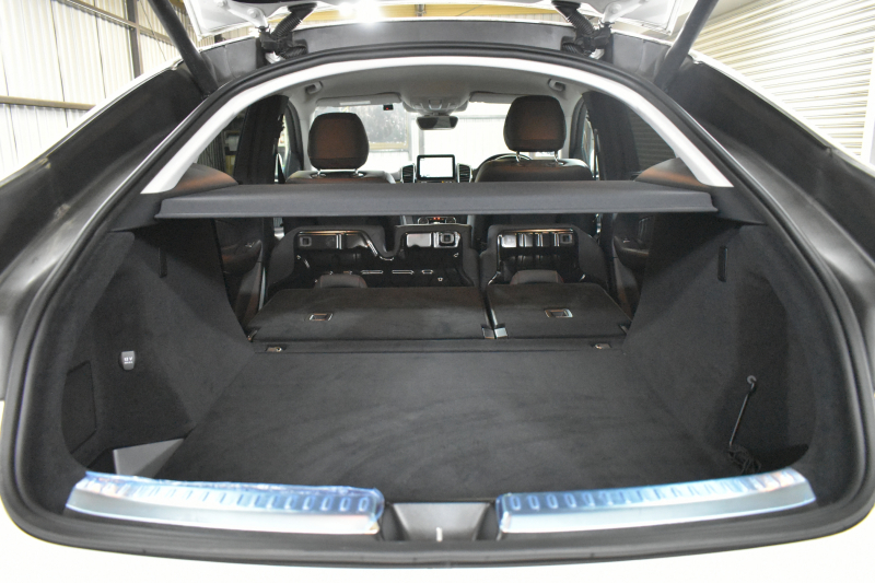 メルセデスベンツ GLE GLE350d 4MATICｸｰﾍﾟｽﾎﾟｰﾂ ﾚｰﾀﾞｰｾｰﾌﾃｨP 全席ﾋｰﾀｰ黒革 ﾊｰﾏﾝｶｰﾄﾞﾝｻｳﾝﾄﾞAMGｴｱﾛ21AW ｻｲﾄﾞﾗﾝﾆﾝｸﾞﾎﾞｰﾄﾞﾃﾞｨｽﾀﾝｽﾊﾟｲﾛｯﾄ ﾌﾞﾗｲﾝﾄﾞｽﾎﾟｯﾄ ﾚｰﾝｷｰﾌﾟｱｯﾌﾟﾙｶｰﾌﾟﾚｲ ﾅﾋﾞTV 360ｶﾒﾗ ｵｰﾄﾃｰﾙｹﾞｰﾄ ｷｰﾚｽｺﾞｰ 2年保証