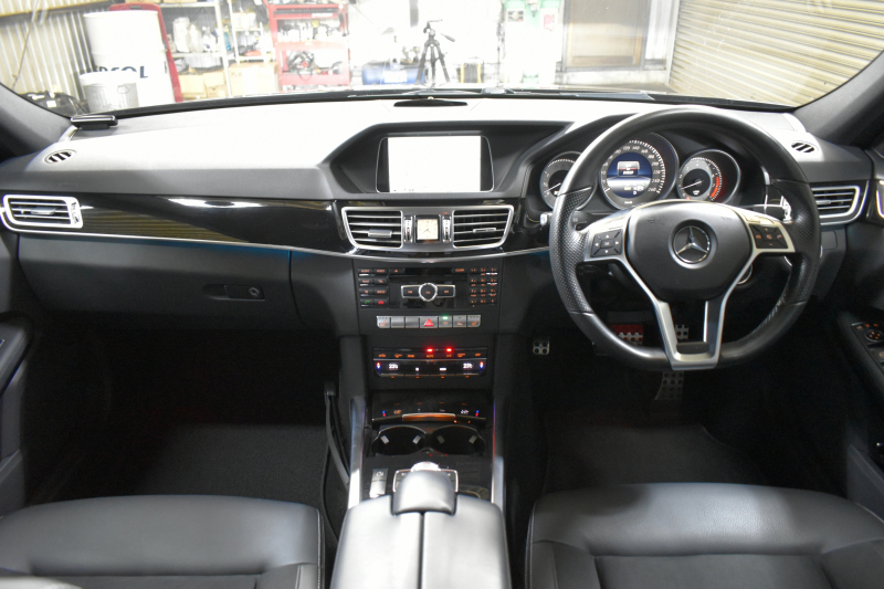メルセデスベンツ Eクラス E250 AVG AMGｽﾎﾟｰﾂP ﾕｰﾃｨﾘﾃｨP ﾚｰﾀﾞｰｾｰﾌﾃｨP 後期 半革 ｼｰﾄﾋｰﾀｰ 360ｶﾒﾗ AMGｴｱﾛ18AW ﾃﾞｨｽﾄﾛﾆｯｸ ﾌﾞﾗｲﾝﾄﾞｽﾎﾟｯﾄ ﾚｰﾝｷｰﾌﾟ ｱﾝﾋﾞｴﾝﾄﾗｲﾄ LEDﾍｯﾄﾞﾗｲﾄ ﾅﾋﾞTV ｷｰﾚｽｺﾞｰ 2年保証
