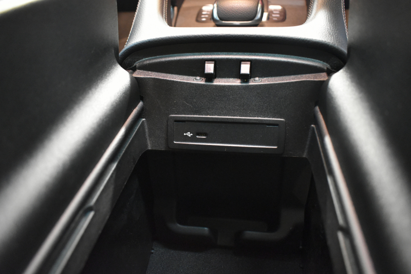 メルセデスベンツ GLE GLE450 4ﾏﾁｯｸ ｽﾎﾟｰﾂ ﾚｻﾞｰｴｸｽｸﾙｰｼﾌﾞ ﾚｰﾀﾞｰｾｰﾌﾃｨP ﾊﾟﾉﾗﾏｻﾝﾙｰﾌ ﾋｰﾀｰ&ｸｰﾗｰ黒革 ﾌﾞﾙﾒｽﾀｰS 367馬力 MEｺﾈｸﾄ  ﾃﾞｨｽﾄﾛ BSM Lﾁｪﾝｼﾞ AMGｴｱﾛ20AW ｷｰﾚｽGO ﾊﾟｰｸﾄﾛ HUD ﾌｯﾄｹﾞｰﾄ  MBUXﾅﾋﾞTV 360ｶﾒﾗ 2年保証