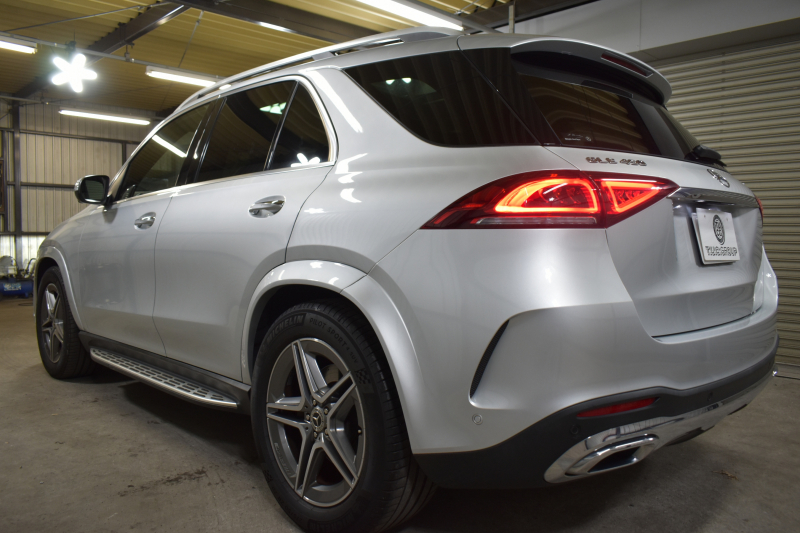 メルセデスベンツ GLE GLE450 4ﾏﾁｯｸ ｽﾎﾟｰﾂ ﾚｻﾞｰｴｸｽｸﾙｰｼﾌﾞ ﾚｰﾀﾞｰｾｰﾌﾃｨP ﾊﾟﾉﾗﾏｻﾝﾙｰﾌ ﾋｰﾀｰ&ｸｰﾗｰ黒革 ﾌﾞﾙﾒｽﾀｰS 367馬力 MEｺﾈｸﾄ  ﾃﾞｨｽﾄﾛ BSM Lﾁｪﾝｼﾞ AMGｴｱﾛ20AW ｷｰﾚｽGO ﾊﾟｰｸﾄﾛ HUD ﾌｯﾄｹﾞｰﾄ  MBUXﾅﾋﾞTV 360ｶﾒﾗ 2年保証