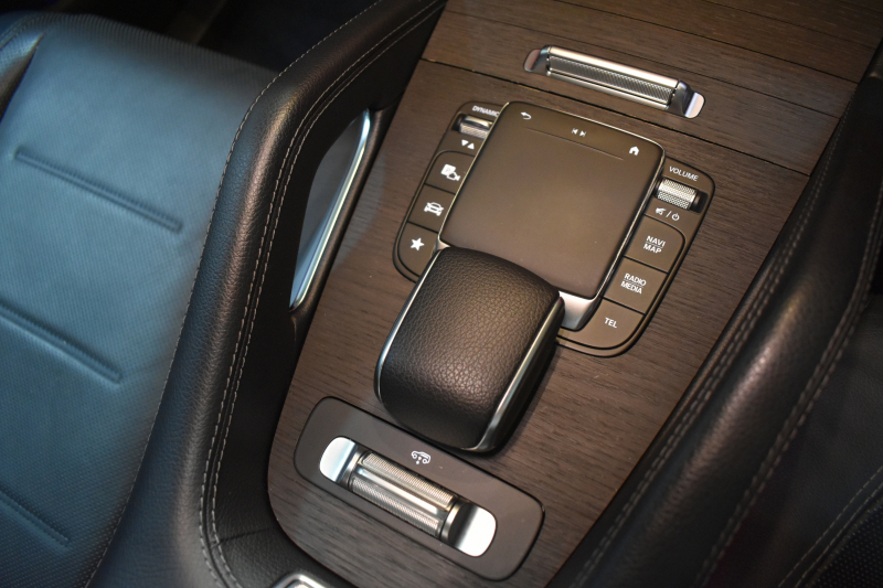 メルセデスベンツ GLE GLE450 4ﾏﾁｯｸ ｽﾎﾟｰﾂ ﾚｻﾞｰｴｸｽｸﾙｰｼﾌﾞ ﾚｰﾀﾞｰｾｰﾌﾃｨP ﾊﾟﾉﾗﾏｻﾝﾙｰﾌ ﾋｰﾀｰ&ｸｰﾗｰ黒革 ﾌﾞﾙﾒｽﾀｰS 367馬力 MEｺﾈｸﾄ  ﾃﾞｨｽﾄﾛ BSM Lﾁｪﾝｼﾞ AMGｴｱﾛ20AW ｷｰﾚｽGO ﾊﾟｰｸﾄﾛ HUD ﾌｯﾄｹﾞｰﾄ  MBUXﾅﾋﾞTV 360ｶﾒﾗ 2年保証