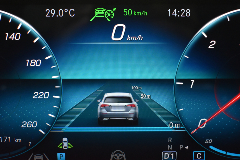 メルセデスベンツ CLAクラス CLA200d AMGﾗｲﾝ AMGﾚｻﾞｰｴｸｽｸﾙｰｼﾌﾞP ｱﾄﾞﾊﾞﾝｽﾄﾞP ﾅﾋﾞｹﾞｰｼｮﾝP ﾚｰﾀﾞｰｾｰﾌﾃｨP ﾊﾟﾉﾗﾏｻﾝﾙｰﾌ 革 AMGｴｱﾛ18AW MBUXﾅﾋﾞTV HUD 360ｶﾒﾗ ｱﾄﾞﾊﾞﾝｽﾄﾞｻｳﾝﾄﾞ ﾃﾞｨｽﾄﾛ ﾌﾞﾗｲﾝﾄﾞS ﾚｰﾝｷｰﾌﾟ ﾌｯﾄﾄﾗﾝｸ ｷｰﾚｽｺﾞｰ 2年保証