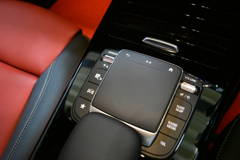 メルセデスベンツ CLAクラス CLA200d AMGﾗｲﾝ AMGﾚｻﾞｰｴｸｽｸﾙｰｼﾌﾞP ｱﾄﾞﾊﾞﾝｽﾄﾞP ﾅﾋﾞｹﾞｰｼｮﾝP ﾚｰﾀﾞｰｾｰﾌﾃｨP ﾊﾟﾉﾗﾏｻﾝﾙｰﾌ 革 AMGｴｱﾛ18AW MBUXﾅﾋﾞTV HUD 360ｶﾒﾗ ｱﾄﾞﾊﾞﾝｽﾄﾞｻｳﾝﾄﾞ ﾃﾞｨｽﾄﾛ ﾌﾞﾗｲﾝﾄﾞS ﾚｰﾝｷｰﾌﾟ ﾌｯﾄﾄﾗﾝｸ ｷｰﾚｽｺﾞｰ 2年保証