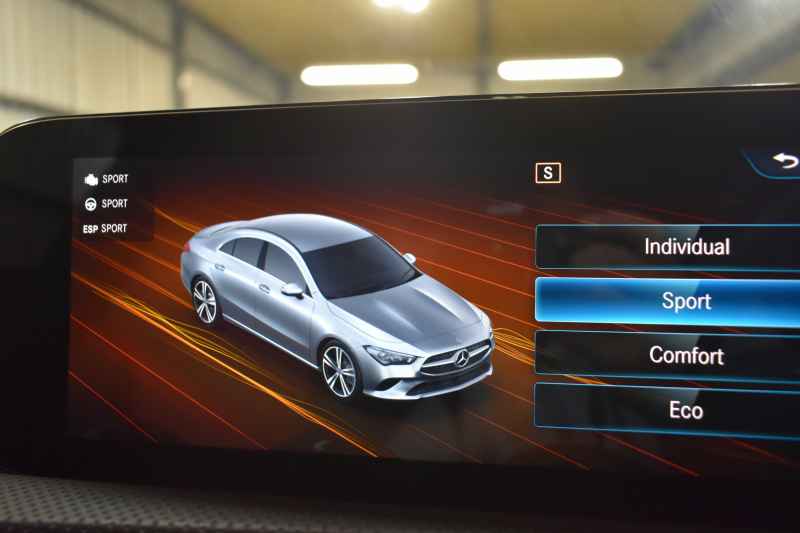メルセデスベンツ CLAクラス CLA200d AMGﾗｲﾝ AMGﾚｻﾞｰｴｸｽｸﾙｰｼﾌﾞP ｱﾄﾞﾊﾞﾝｽﾄﾞP ﾅﾋﾞｹﾞｰｼｮﾝP ﾚｰﾀﾞｰｾｰﾌﾃｨP ﾊﾟﾉﾗﾏｻﾝﾙｰﾌ 革 AMGｴｱﾛ18AW MBUXﾅﾋﾞTV HUD 360ｶﾒﾗ ｱﾄﾞﾊﾞﾝｽﾄﾞｻｳﾝﾄﾞ ﾃﾞｨｽﾄﾛ ﾌﾞﾗｲﾝﾄﾞS ﾚｰﾝｷｰﾌﾟ ﾌｯﾄﾄﾗﾝｸ ｷｰﾚｽｺﾞｰ 2年保証