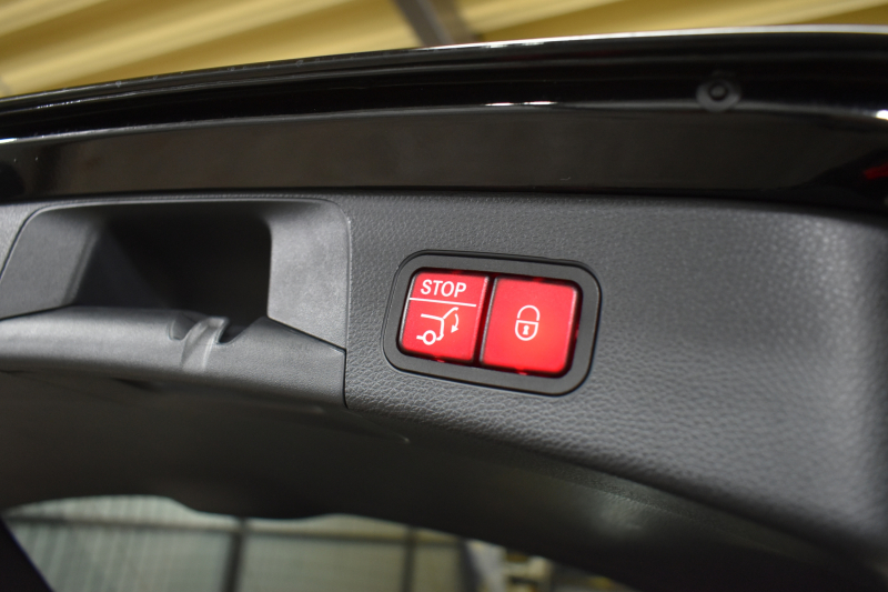メルセデスベンツ Cクラス C200ﾜｺﾞﾝ AVG AMGﾗｲﾝ ﾚｰﾀﾞｰｾｰﾌﾃｨP 後期 AMGｴｱﾛ18AW 革 ﾃﾞｨｽﾄﾛﾆｯｸ ﾌﾞﾗｲﾝﾄﾞｽﾎﾟｯﾄ ﾚｰﾝｷｰﾌﾟ HDDﾅﾋﾞ AppleCarPlay 地ﾃﾞｼﾞ ﾊﾞｯｸｶﾒﾗ ｵｰﾄﾃｰﾙｹﾞｰﾄ ｷｰﾚｽｺﾞｰ 2年保証