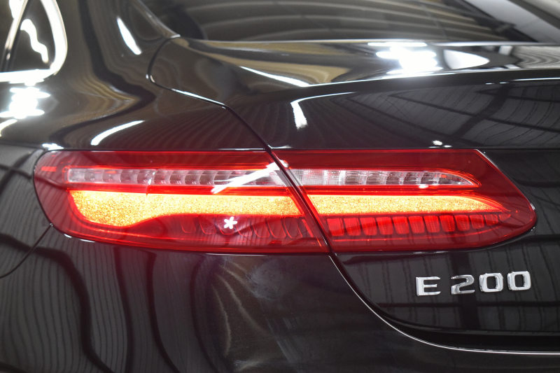 メルセデスベンツ Eクラス E200ｸｰﾍﾟ ｽﾎﾟｰﾂ ﾚｻﾞｰP ﾚｰﾀﾞｰｾｰﾌﾃｨP ﾊﾟﾉﾗﾏｻﾝﾙｰﾌ 革 AMGｴｱﾛ19AW ﾌﾞﾙﾒｽﾀｰS ﾍｯﾄﾞｱｯﾌﾟD ｴｱﾊﾞﾗﾝｽP ﾅﾋﾞTV 360ｶﾒﾗ ﾃﾞｨｽﾄﾛﾆｯｸ ﾌﾞﾗｲﾝﾄﾞｽﾎﾟｯﾄ ﾚｰﾝｷｰﾌﾟ ｷｰﾚｽｺﾞｰ 2年保証