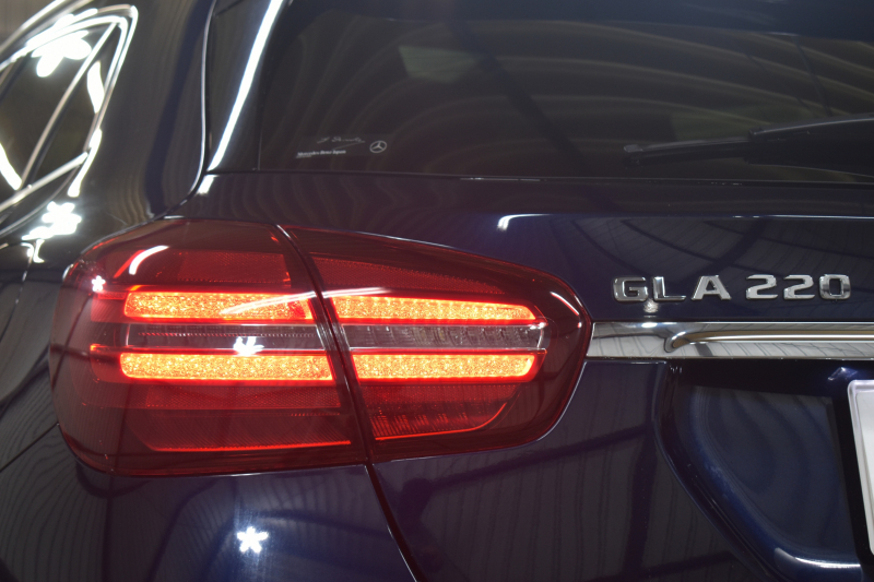 メルセデスベンツ GLA GLA220 4M ﾌﾟﾚﾐｱﾑP ﾚｰﾀﾞｰｾｰﾌﾃｨP 後期 4WD 1ｵｰﾅｰ ﾊﾟﾉﾗﾏｻﾝﾙｰﾌ ﾊｰﾏﾝｶｰﾄﾞﾝｻｳﾝﾄﾞ ﾏﾙﾁｶﾗｰｱﾝﾋﾞｴﾝﾄ 革 ﾅﾋﾞTV ﾃﾞｨｽﾄﾛ ﾌﾞﾗｲﾝﾄﾞS ﾚｰﾝｷｰﾌﾟ ﾌｯﾄｹﾞｰﾄ ﾊﾞｯｸｶﾒﾗ ｷｰﾚｽｺﾞｰ 2年保証