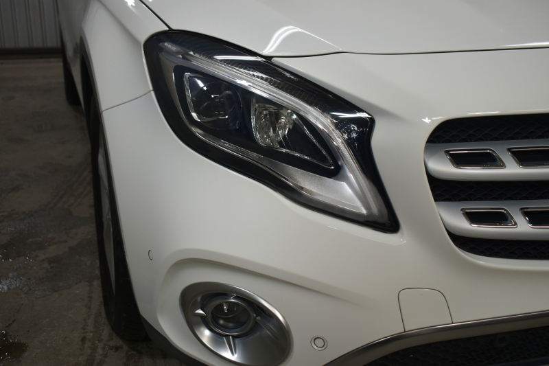 メルセデスベンツ GLA GLA220 4M ﾌﾟﾚﾐｱﾑP ﾚｰﾀﾞｰｾｰﾌﾃｨP 後期 4WD ﾊﾟﾉﾗﾏｻﾝﾙｰﾌ ﾊｰﾏﾝｶｰﾄﾞﾝｻｳﾝﾄﾞ ﾏﾙﾁｶﾗｰｱﾝﾋﾞｴﾝﾄ 革 ﾅﾋﾞTV ﾃﾞｨｽﾄﾛ ﾌﾞﾗｲﾝﾄﾞS ﾚｰﾝｷｰﾌﾟ ﾌｯﾄｹﾞｰﾄ ﾊﾞｯｸｶﾒﾗ ｷｰﾚｽｺﾞｰ 2年保証