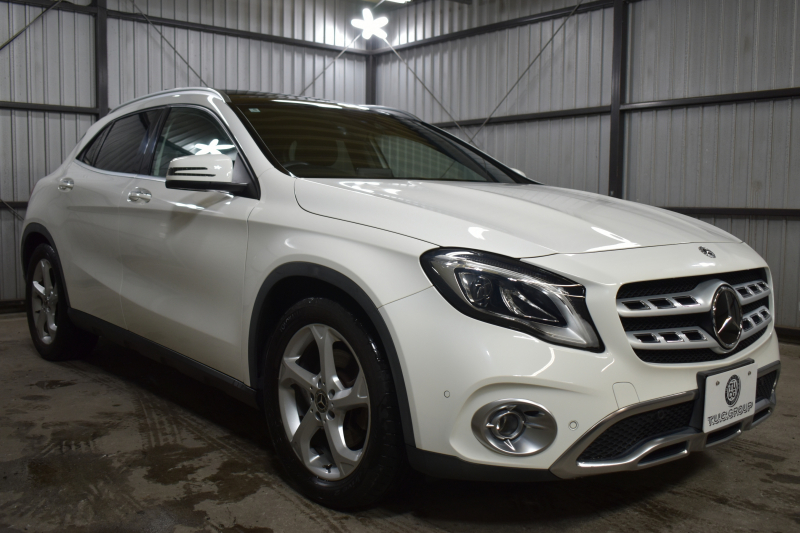 メルセデスベンツ GLA GLA220 4M ﾌﾟﾚﾐｱﾑP ﾚｰﾀﾞｰｾｰﾌﾃｨP 後期 4WD ﾊﾟﾉﾗﾏｻﾝﾙｰﾌ ﾊｰﾏﾝｶｰﾄﾞﾝｻｳﾝﾄﾞ ﾏﾙﾁｶﾗｰｱﾝﾋﾞｴﾝﾄ 革 ﾅﾋﾞTV ﾃﾞｨｽﾄﾛ ﾌﾞﾗｲﾝﾄﾞS ﾚｰﾝｷｰﾌﾟ ﾌｯﾄｹﾞｰﾄ ﾊﾞｯｸｶﾒﾗ ｷｰﾚｽｺﾞｰ 2年保証