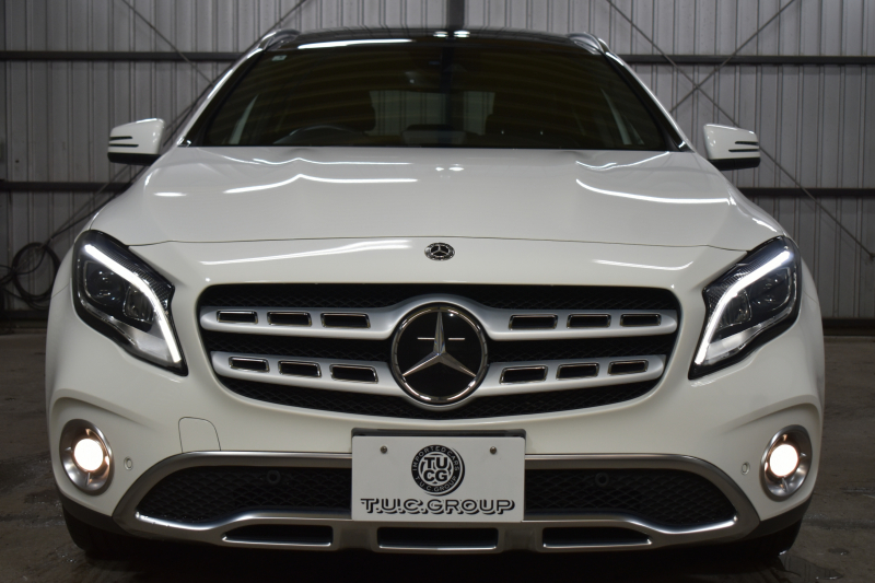 メルセデスベンツ GLA GLA220 4M ﾌﾟﾚﾐｱﾑP ﾚｰﾀﾞｰｾｰﾌﾃｨP 後期 4WD ﾊﾟﾉﾗﾏｻﾝﾙｰﾌ ﾊｰﾏﾝｶｰﾄﾞﾝｻｳﾝﾄﾞ ﾏﾙﾁｶﾗｰｱﾝﾋﾞｴﾝﾄ 革 ﾅﾋﾞTV ﾃﾞｨｽﾄﾛ ﾌﾞﾗｲﾝﾄﾞS ﾚｰﾝｷｰﾌﾟ ﾌｯﾄｹﾞｰﾄ ﾊﾞｯｸｶﾒﾗ ｷｰﾚｽｺﾞｰ 2年保証