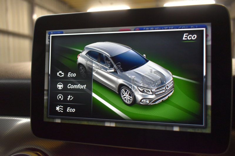 メルセデスベンツ GLA GLA220 4M ﾌﾟﾚﾐｱﾑP ﾚｰﾀﾞｰｾｰﾌﾃｨP 後期 4WD ﾊﾟﾉﾗﾏｻﾝﾙｰﾌ ﾊｰﾏﾝｶｰﾄﾞﾝｻｳﾝﾄﾞ ﾏﾙﾁｶﾗｰｱﾝﾋﾞｴﾝﾄ 革 ﾅﾋﾞTV ﾃﾞｨｽﾄﾛ ﾌﾞﾗｲﾝﾄﾞS ﾚｰﾝｷｰﾌﾟ ﾌｯﾄｹﾞｰﾄ ﾊﾞｯｸｶﾒﾗ ｷｰﾚｽｺﾞｰ 2年保証