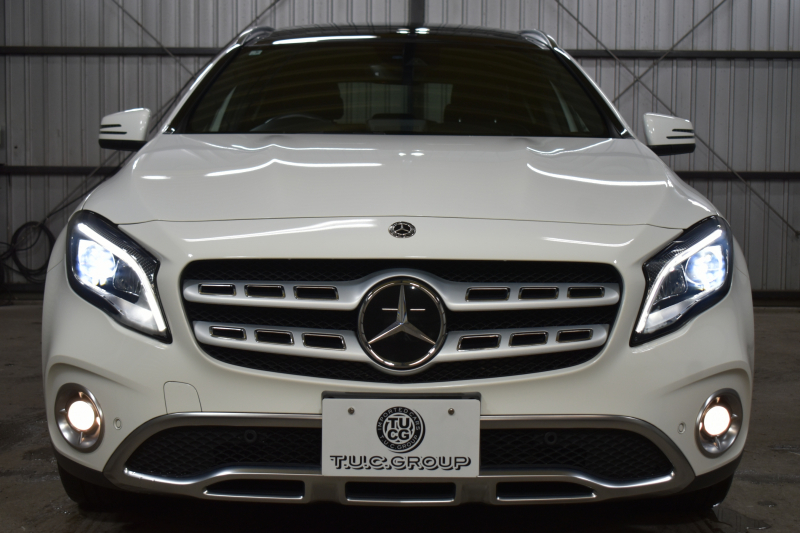 メルセデスベンツ GLA GLA220 4M ﾌﾟﾚﾐｱﾑP ﾚｰﾀﾞｰｾｰﾌﾃｨP 後期 4WD ﾊﾟﾉﾗﾏｻﾝﾙｰﾌ ﾊｰﾏﾝｶｰﾄﾞﾝｻｳﾝﾄﾞ ﾏﾙﾁｶﾗｰｱﾝﾋﾞｴﾝﾄ 革 ﾅﾋﾞTV ﾃﾞｨｽﾄﾛ ﾌﾞﾗｲﾝﾄﾞS ﾚｰﾝｷｰﾌﾟ ﾌｯﾄｹﾞｰﾄ ﾊﾞｯｸｶﾒﾗ ｷｰﾚｽｺﾞｰ 2年保証