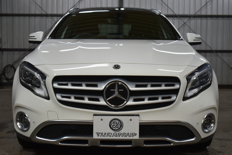 メルセデスベンツ GLA GLA220 4M ﾌﾟﾚﾐｱﾑP ﾚｰﾀﾞｰｾｰﾌﾃｨP 後期 4WD ﾊﾟﾉﾗﾏｻﾝﾙｰﾌ ﾊｰﾏﾝｶｰﾄﾞﾝｻｳﾝﾄﾞ ﾏﾙﾁｶﾗｰｱﾝﾋﾞｴﾝﾄ 革 ﾅﾋﾞTV ﾃﾞｨｽﾄﾛ ﾌﾞﾗｲﾝﾄﾞS ﾚｰﾝｷｰﾌﾟ ﾌｯﾄｹﾞｰﾄ ﾊﾞｯｸｶﾒﾗ ｷｰﾚｽｺﾞｰ 2年保証