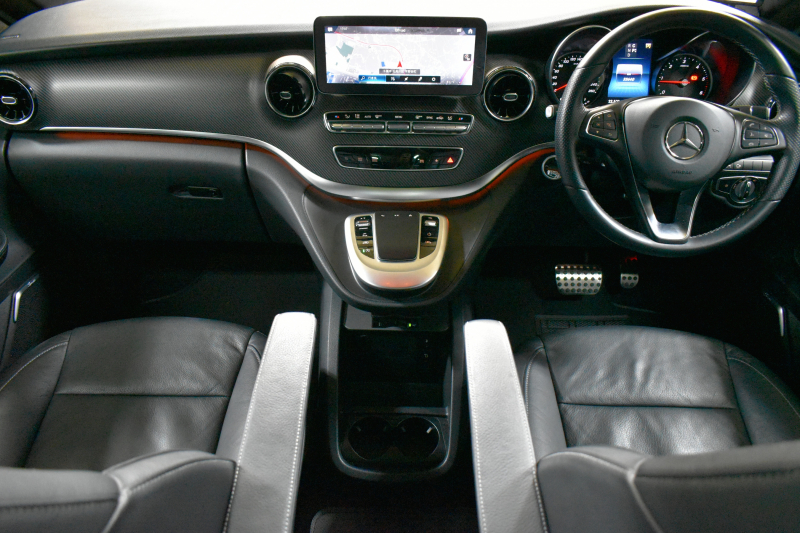 メルセデスベンツ Vクラス V220d ｱﾊﾞﾝｷﾞｬﾙﾄﾞ ﾛﾝｸﾞ AMGﾗｲﾝ ﾚｰﾀﾞｰｾｰﾌﾃｨP  ﾊﾟﾉﾗﾏｻﾝﾙｰﾌ ﾌﾞﾙﾒｽﾀｰｻｳﾝﾄﾞ 革 AMGｴｱﾛ19AW MBUXﾅﾋﾞTV 360ｶﾒﾗ ﾃﾞｨｽﾄﾛ ﾌﾞﾗｲﾝﾄﾞS 両側電動ｽﾗｲﾄﾞﾄﾞｱ 2年保証