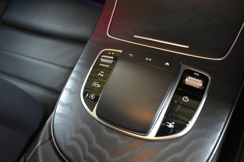 メルセデスベンツ Eクラス E200ｸｰﾍﾟ ｽﾎﾟｰﾂ ﾚｻﾞｰP ﾚｰﾀﾞｰｾｰﾌﾃｨP 後期 BSG搭載ﾓﾃﾞﾙ 1ｵｰﾅｰ ﾊﾟﾉﾗﾏｻﾝﾙｰﾌ 革 AMGｴｱﾛ19AW ﾌﾞﾙﾒｽﾀｰS ﾍｯﾄﾞｱｯﾌﾟD ｴｱﾊﾞﾗﾝｽP ﾅﾋﾞTV 360ｶﾒﾗ ﾃﾞｨｽﾄﾛﾆｯｸ ﾌﾞﾗｲﾝﾄﾞｽﾎﾟｯﾄ ﾚｰﾝｷｰﾌﾟ 2年保証