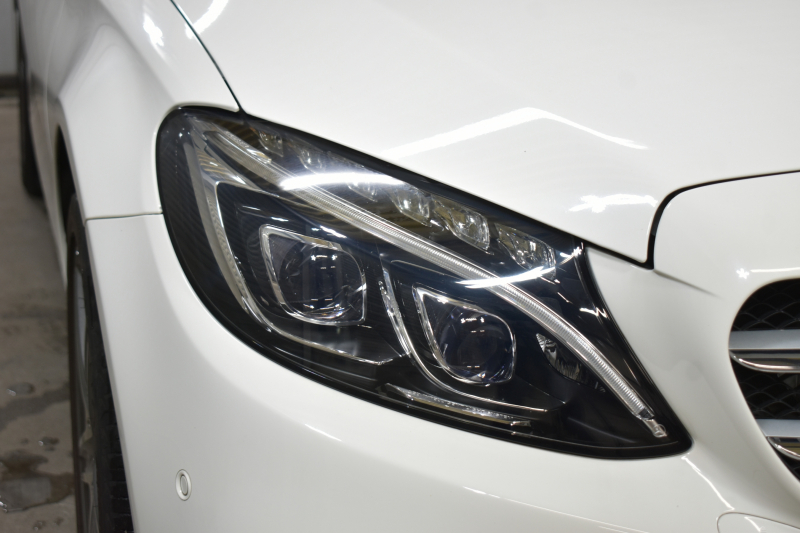 メルセデスベンツ Cクラス C200AVG AMGﾗｲﾝ ﾚｻﾞｰｴｸｽｸﾙｰｼﾌﾞ ﾚｰﾀﾞｰｾｰﾌﾃｨP ﾋｰﾀｰ赤本革 ﾊﾟﾉﾗﾏｻﾝﾙｰﾌ ﾃﾞｨｽﾄﾛﾆｯｸ ﾌﾞﾗｲﾝﾄﾞS ｷ-ﾚｽGo AMGｴｱﾛ18AW 電動Fﾄﾗﾝｸ ﾍｯﾄﾞUP 地ﾃﾞｼﾞBｶﾒ 2年保証